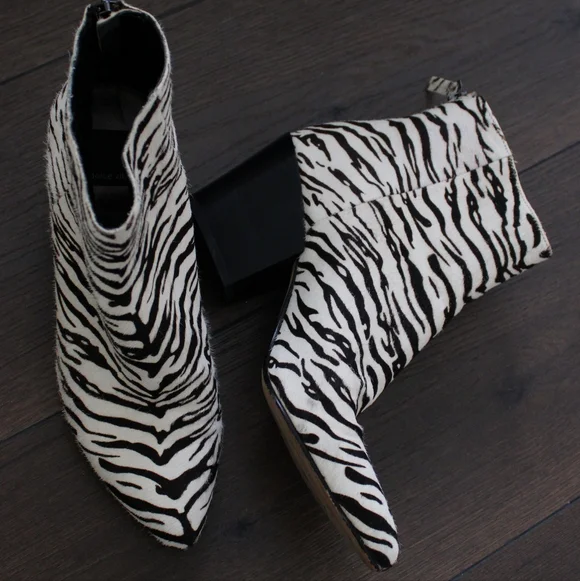 Dolce Vita Zebra Print Ankle Boots - Picture 8 of 8